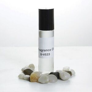 Fragrance Similar to Spicebomb Viktor & Rolf 1/3 Oz (M) {Old Edition) Roll-on
